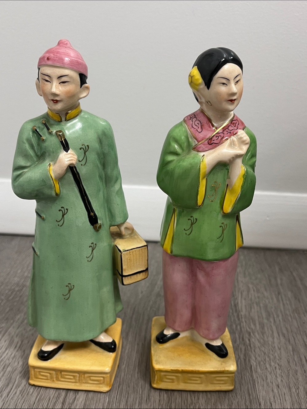 Vintage occupied Japan Yamaka figures man and woman